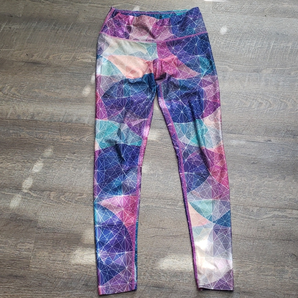 Inner fire Leggings Multi Geo Print Size 6
